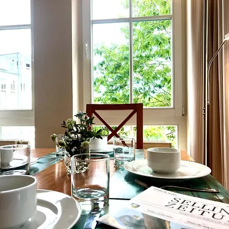 Apartment 720, Seepark *